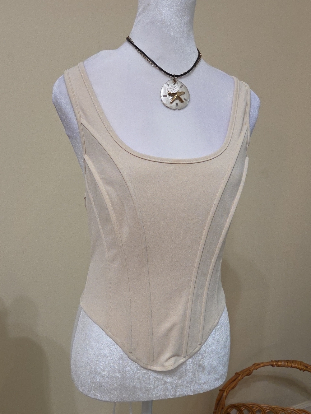 Women’s Scoop Neck Tank Corset Top - Cream Beige